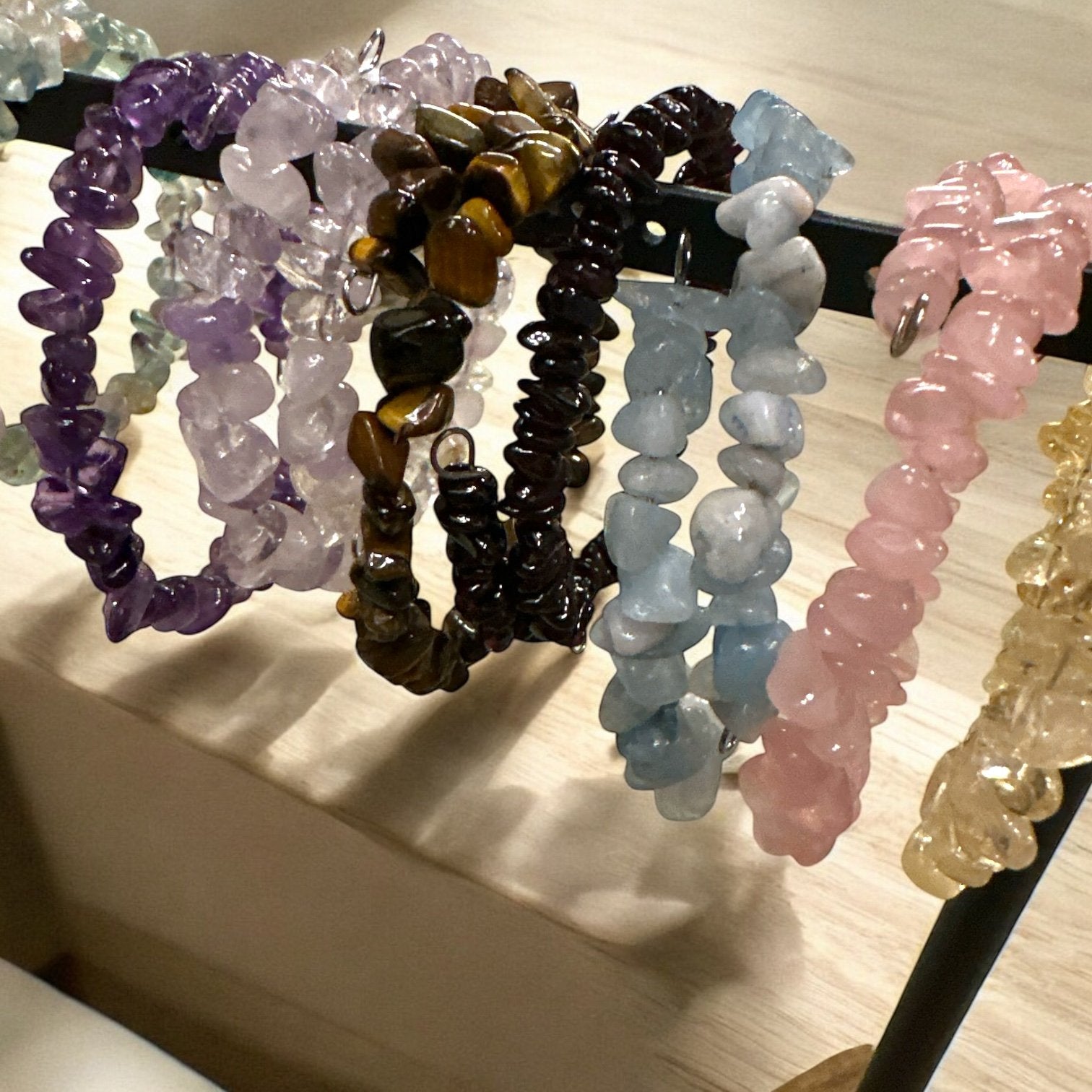 68547608f14e956de609e556_all-one-color-bracelets-2025_1751930868000.jpeg