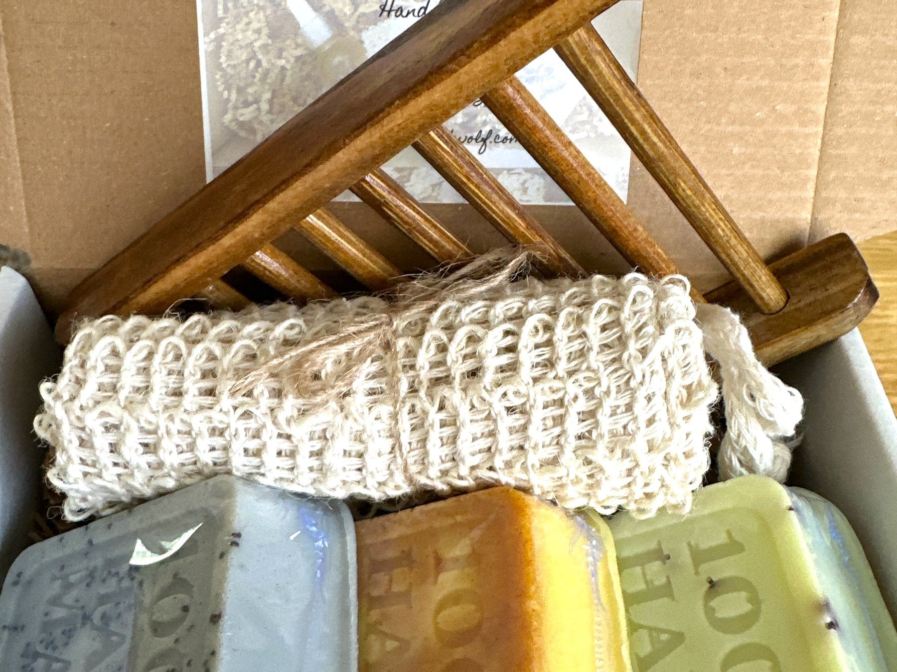 68547608f14e956de609e556_etsy-soap-set-3_1751933021544.jpg