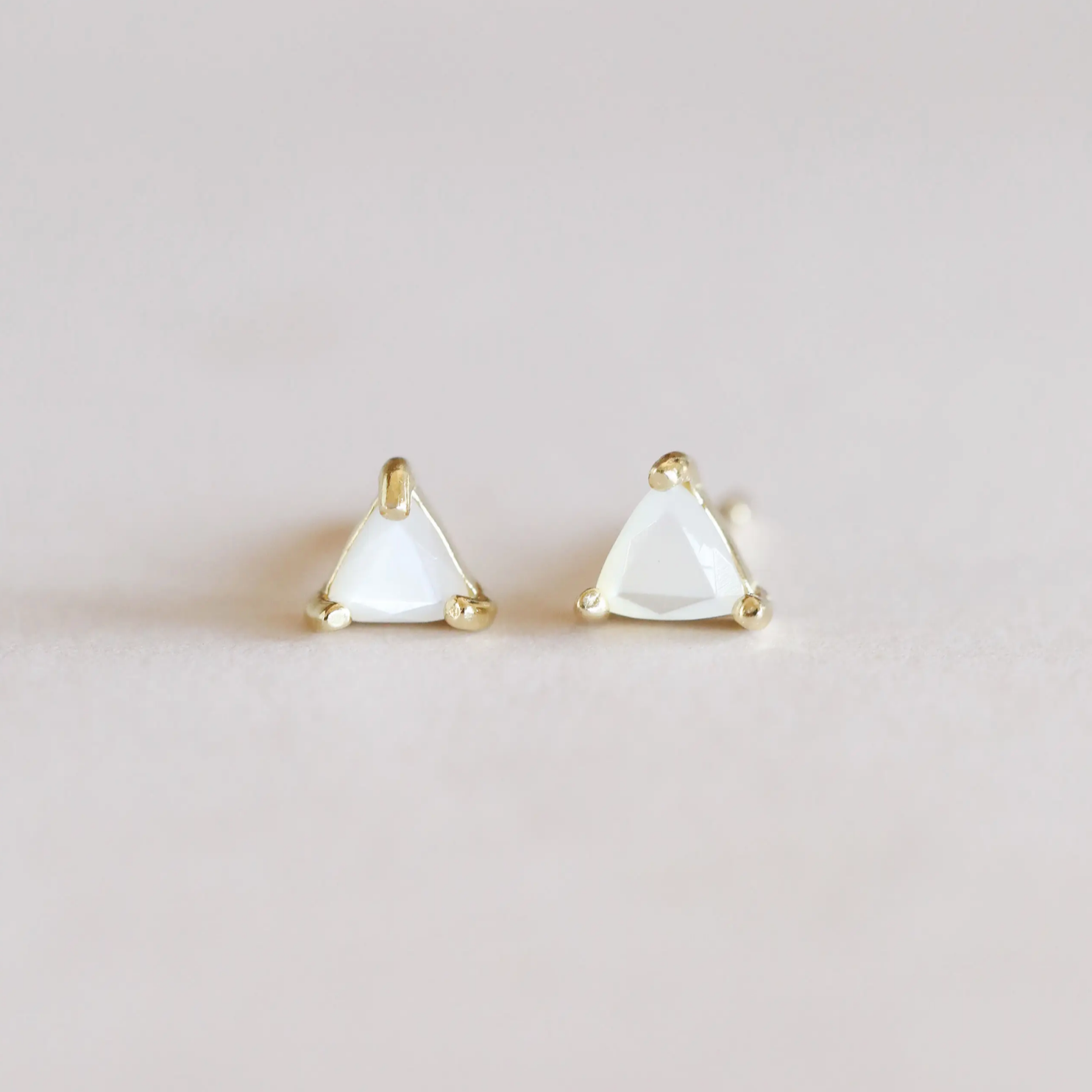 Mini Energy Earrings - Mother of Pearl