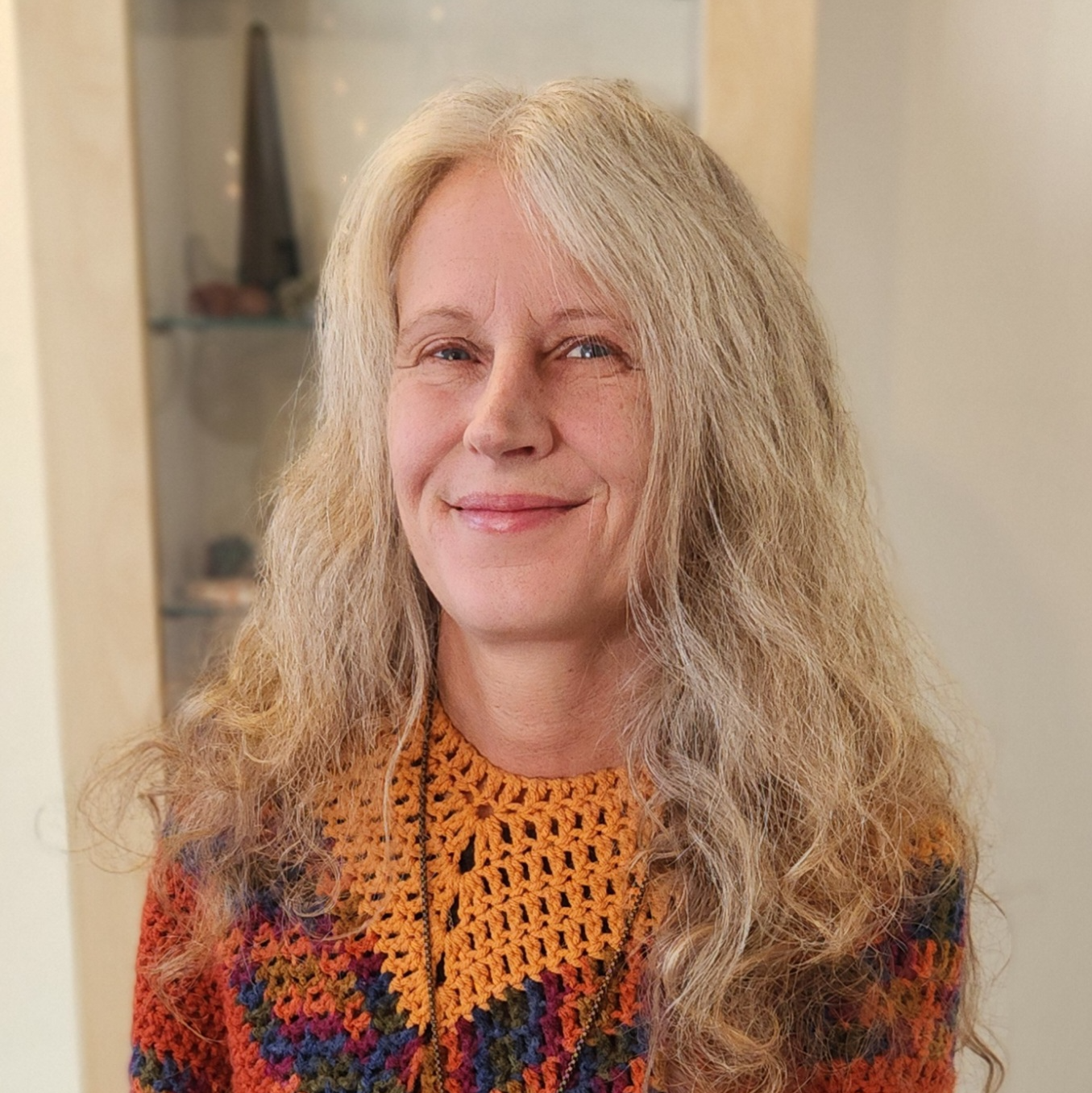 Susan Adams · Online tarot reading with thewuwu
